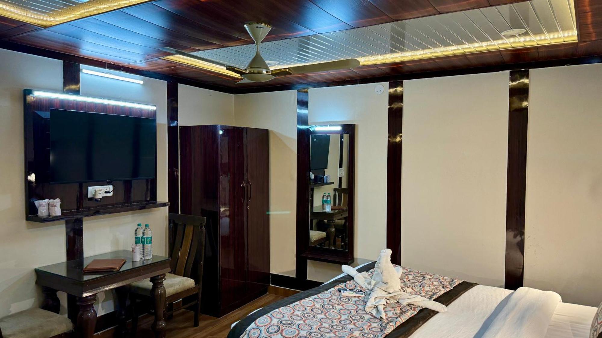 Hotel Golden Residency Nueva Delhi Exterior foto